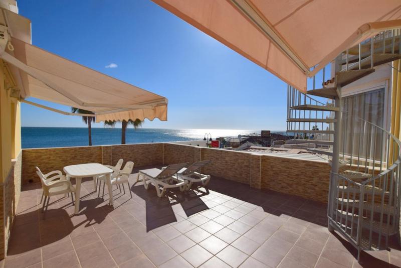 Carihuela 1ª Linea De Playa Apartment Torremolinos Ngoại thất bức ảnh