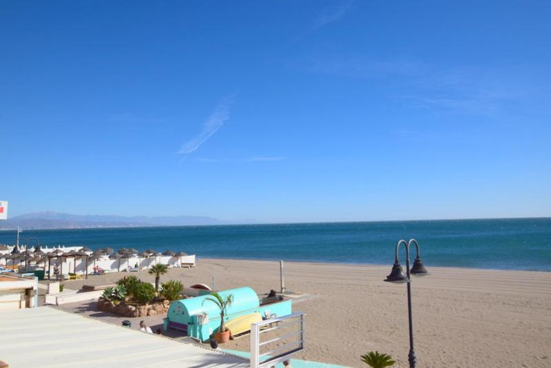Carihuela 1ª Linea De Playa Apartment Torremolinos Ngoại thất bức ảnh