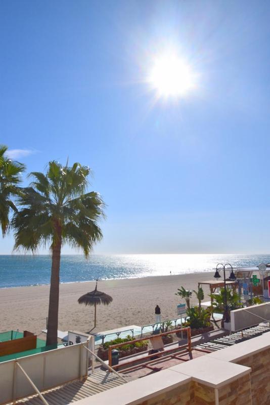 Carihuela 1ª Linea De Playa Apartment Torremolinos Ngoại thất bức ảnh
